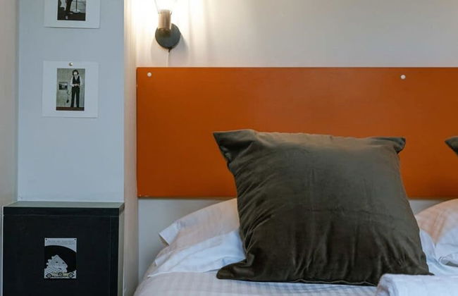 Characterful Apartment for two in Central Ghent - Foto 16