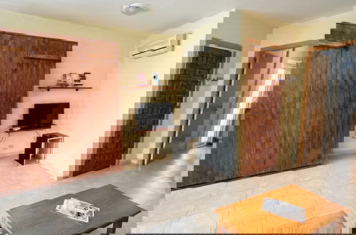 Foto 3 - Voramar 3A in Roses With 1 Bedrooms and 1 Bathrooms