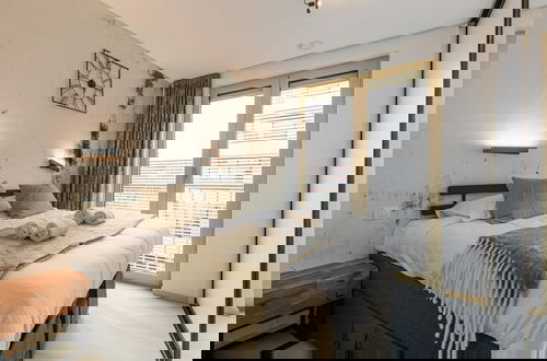 Photo 25 - Modern Apartment With Large Terrace
