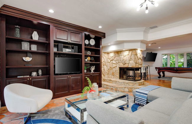 Coral Ridge Getaway by Avantstay Pool, Hot Tub, Billiards + 5mins to Beach! - Foto 12