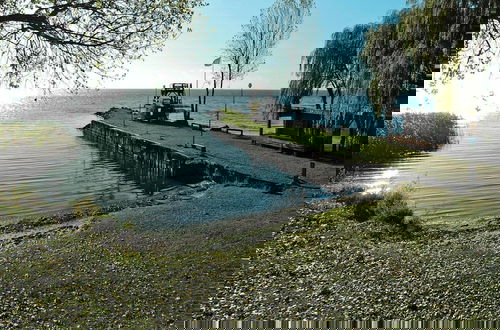 Foto 22 - Holiday Home by the Lake