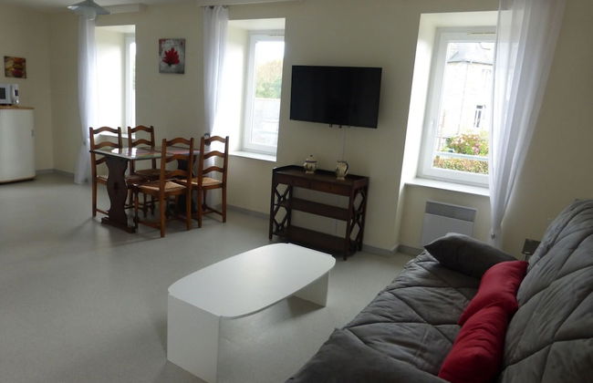 Apartment Near the Beach in Ploulec'h - Photo 8