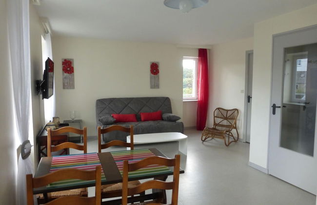 Apartment Near the Beach in Ploulec'h - Photo 1