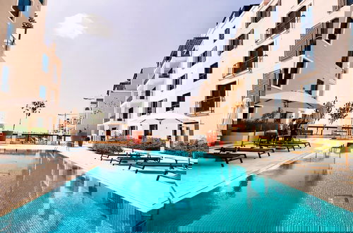 Foto 31 - Cozy La Mer 2BR w Beach Access