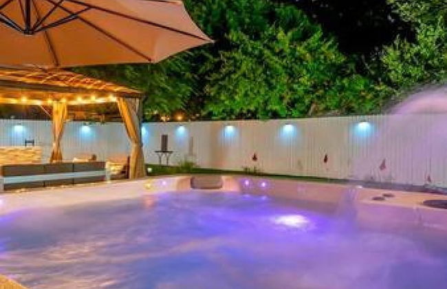 Family Fun Backyard Oasis Hot Tub Games BBQ - Foto 5
