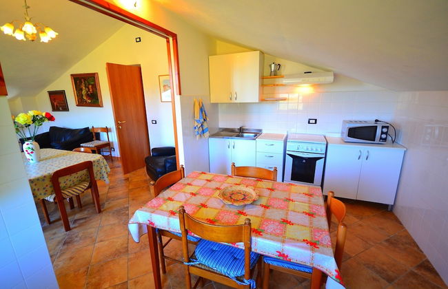 Spacious Home Surrounded by Nature - Foto 34