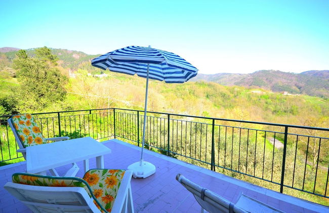 Spacious Home Surrounded by Nature - Foto 43