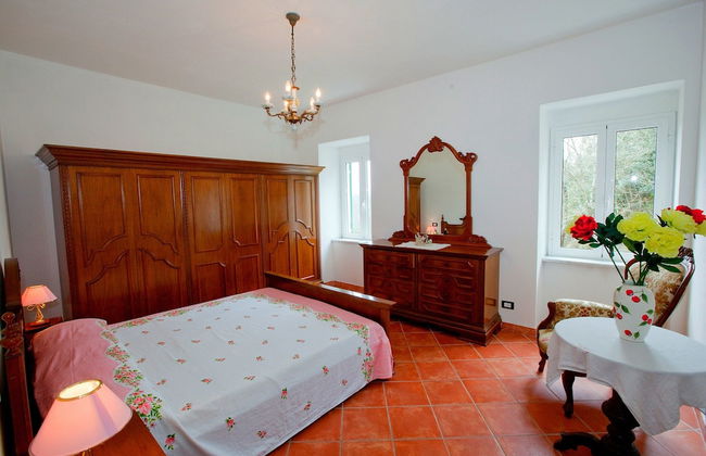 Spacious Home Surrounded by Nature - Foto 30