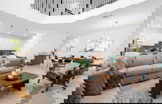 Foto 2 - Upstay - Modern Luxury Home w Pool Spa Resort