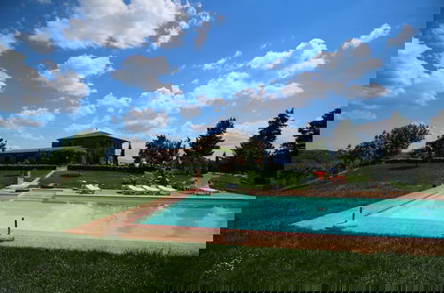 Photo 57 - 360 Degree View Over the Tuscan Hills