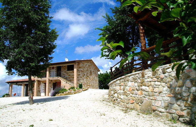Serene Living in a Stone Villa in Marche - Foto 27