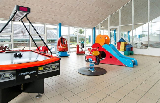 4 Person Holiday Home on a Holiday Park in Hemmet - Foto 15