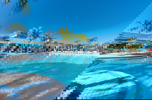 Foto 38 - Upstay - Windsor Island Resort Home w Pool-spa-bbq