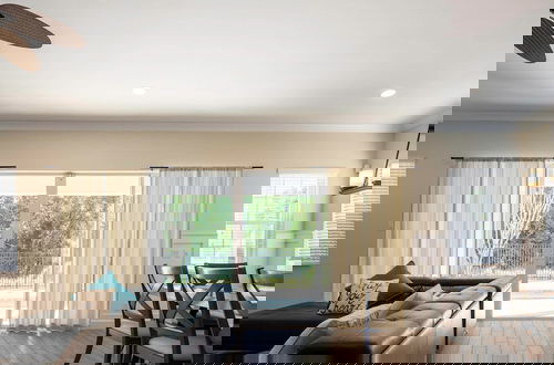Photo 11 - Amazing Beach House Near the Parks