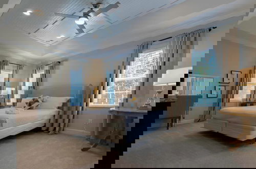 Photo 5 - Amazing Beach House Near the Parks