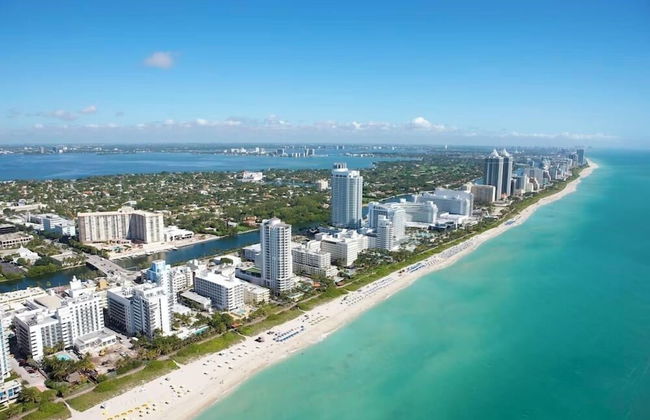 Tropical Miami Oasis - Photo 27