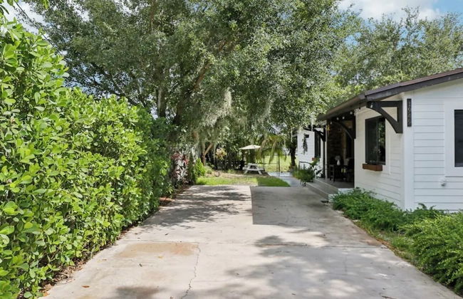 Tropical Miami Oasis - Photo 26