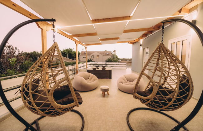 Sirens Luxury Apartments Palouki - Foto 14