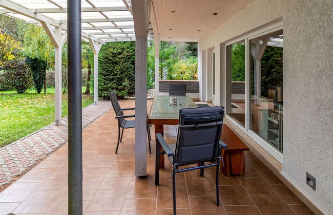 Holiday Home With Covered Terrace and Fireplace in Parchim - Foto 13