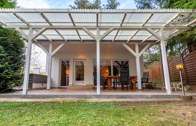 Holiday Home With Covered Terrace and Fireplace in Parchim - Foto 12