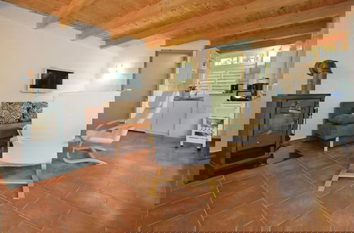 Foto 9 - Holiday Home With Covered Terrace and Fireplace in Parchim