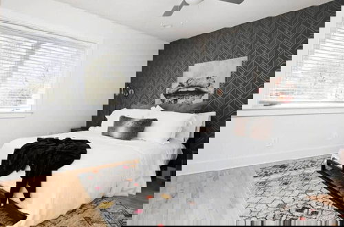 Foto 6 - Crescent Furnished Apartments v2