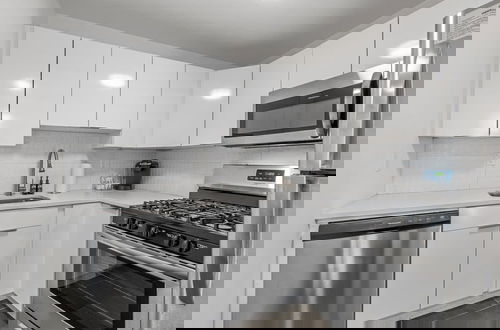 Foto 16 - Crescent Furnished Apartments v2
