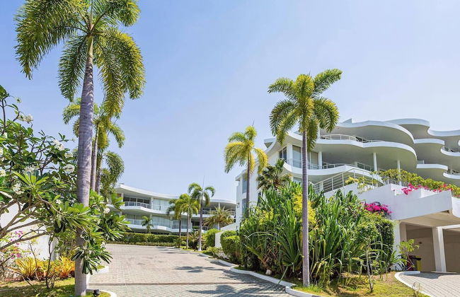 Ocean Beachfront Smart Unit - Photo 28