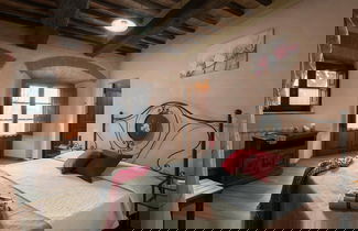 Foto 3 - Farmhouse in Tuscany With Pool and Hill Views