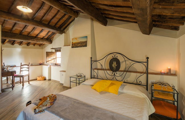 Farmhouse in Tuscany With Pool and Hill Views - Foto 5