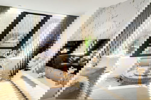 Foto 1 - Contemporary Comfort at City Suite 905