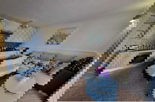 Foto 5 - 2 bed Apartment That Steps out on to the Pool