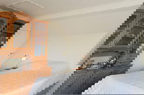 Foto 4 - 5 Person Holiday Home in Hedekas