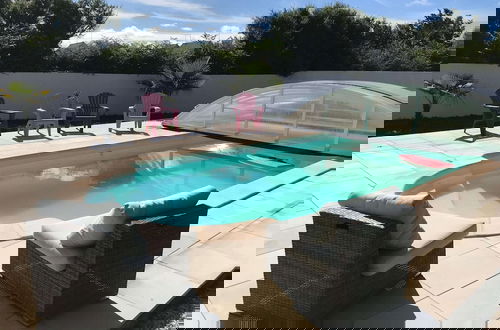 Photo 14 - Holiday House With Private Pool in a Shared Property