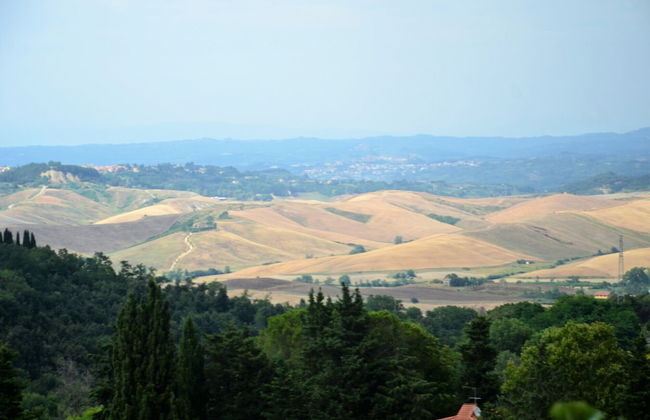 A Peaceful Oasis in a Medieval Italian Village - Photo 16
