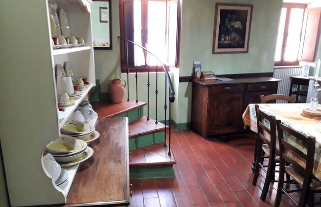 A Peaceful Oasis in a Medieval Italian Village - Photo 4
