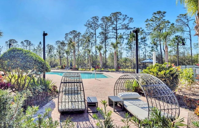 3BR Condo - Near Disney Balcony Pool Hot tub - Foto 5