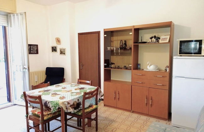 Attractive Apartment With Private Garden - Foto 12