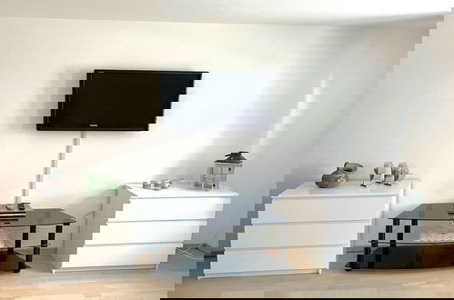 Photo 8 - Sunny Loft With Mountain Views