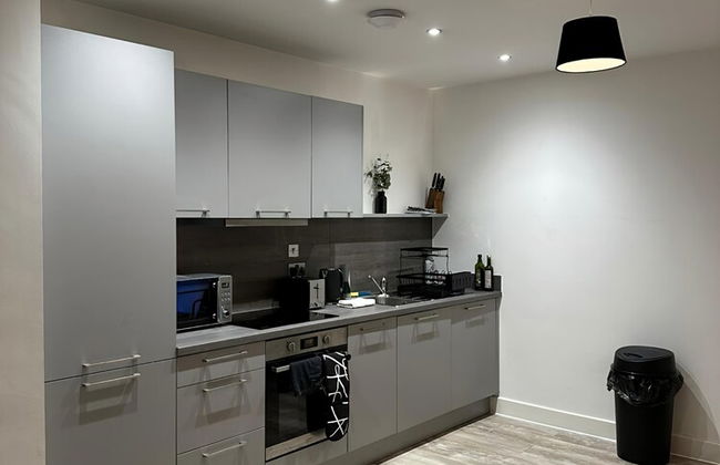 Birmingham/solihull 1-bed Apt, Sleeps 3 w/ Parking - Foto 6
