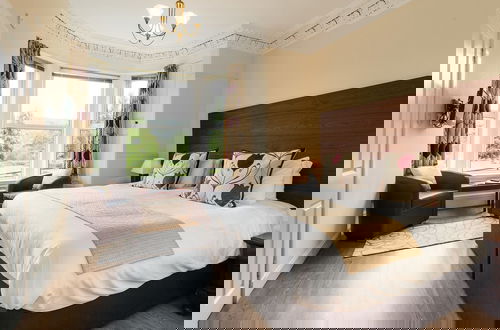 Foto 4 - Claymore Guest House and Apartments