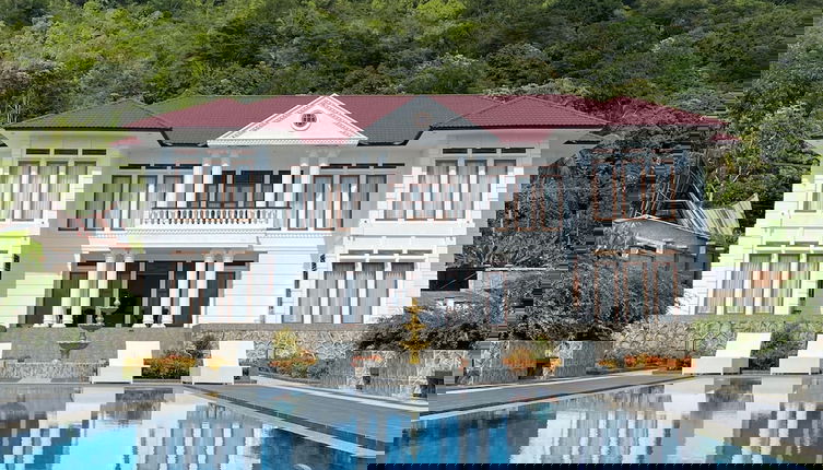 Photo 1 - TOBA RETREAT MANSION AND VILLAS
