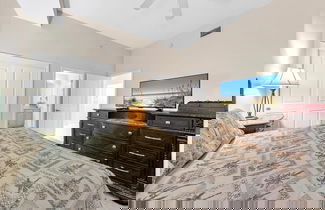 Foto 2 - Grandview East 1405
