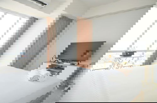 Foto 6 - Relaxing Studio Apartment H Residence