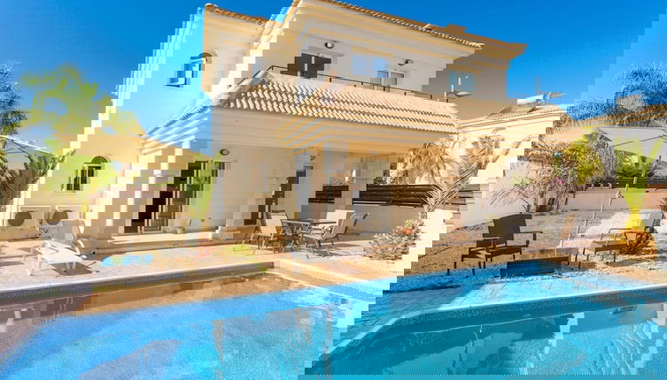 Foto 1 - Villa Chryso in Paralimni