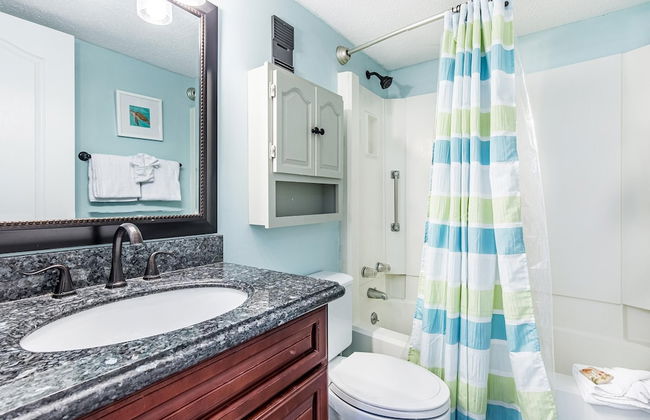 Shoreline Towers 3061 - Photo 14