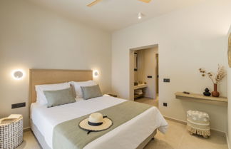 Photo 3 - Topos Suites