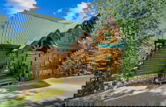 Foto 1 - Luxurious Nine Bears Home Minutes Away to Gatlinburg by Redawning