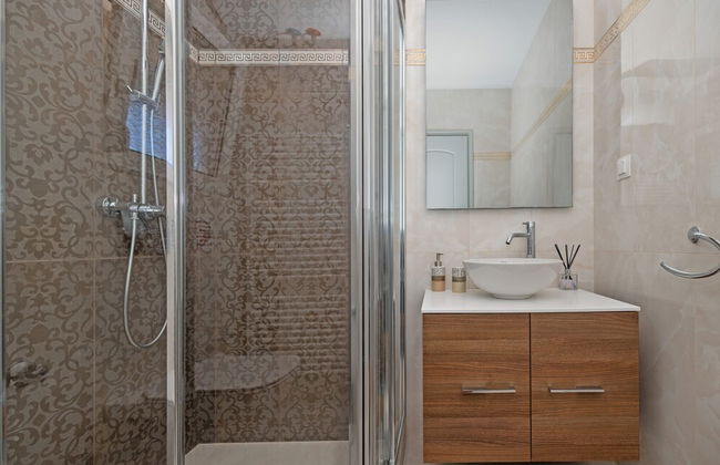 Old Fortress View Roof Top Apartment by Konnect - Foto 21