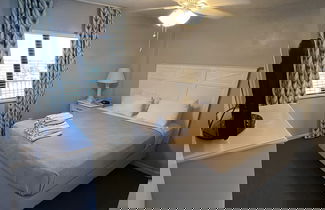 Foto 2 - Tropic Shores Resort